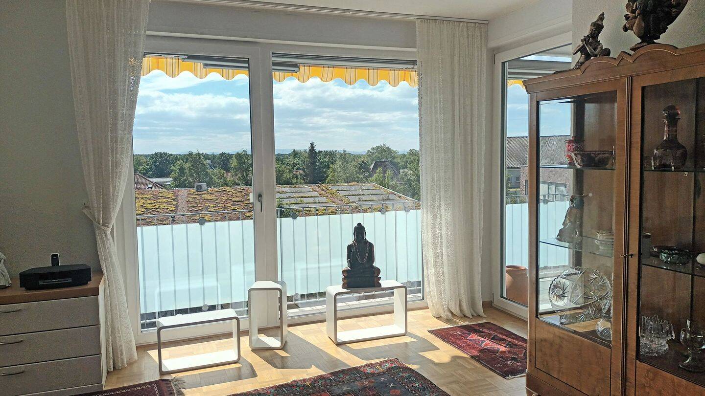 Zentrumsnahe 4-Zimmer-Wohnung mit Schwarzwald- und Vogesenblick, 77652 Offenburg