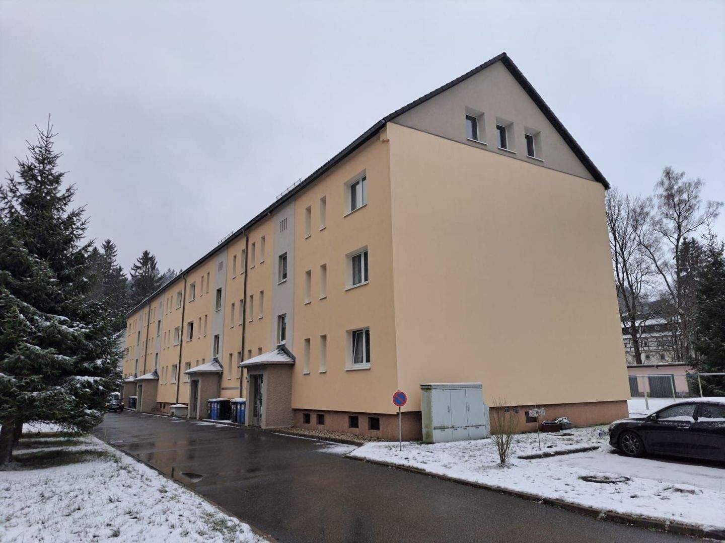 Gepflegte 3-Raum-Wohnung im Dachgeschoss mit Badewanne und herrlichem Ausblick in Holzhau, 9623 Rechenberg-Bienenmühle