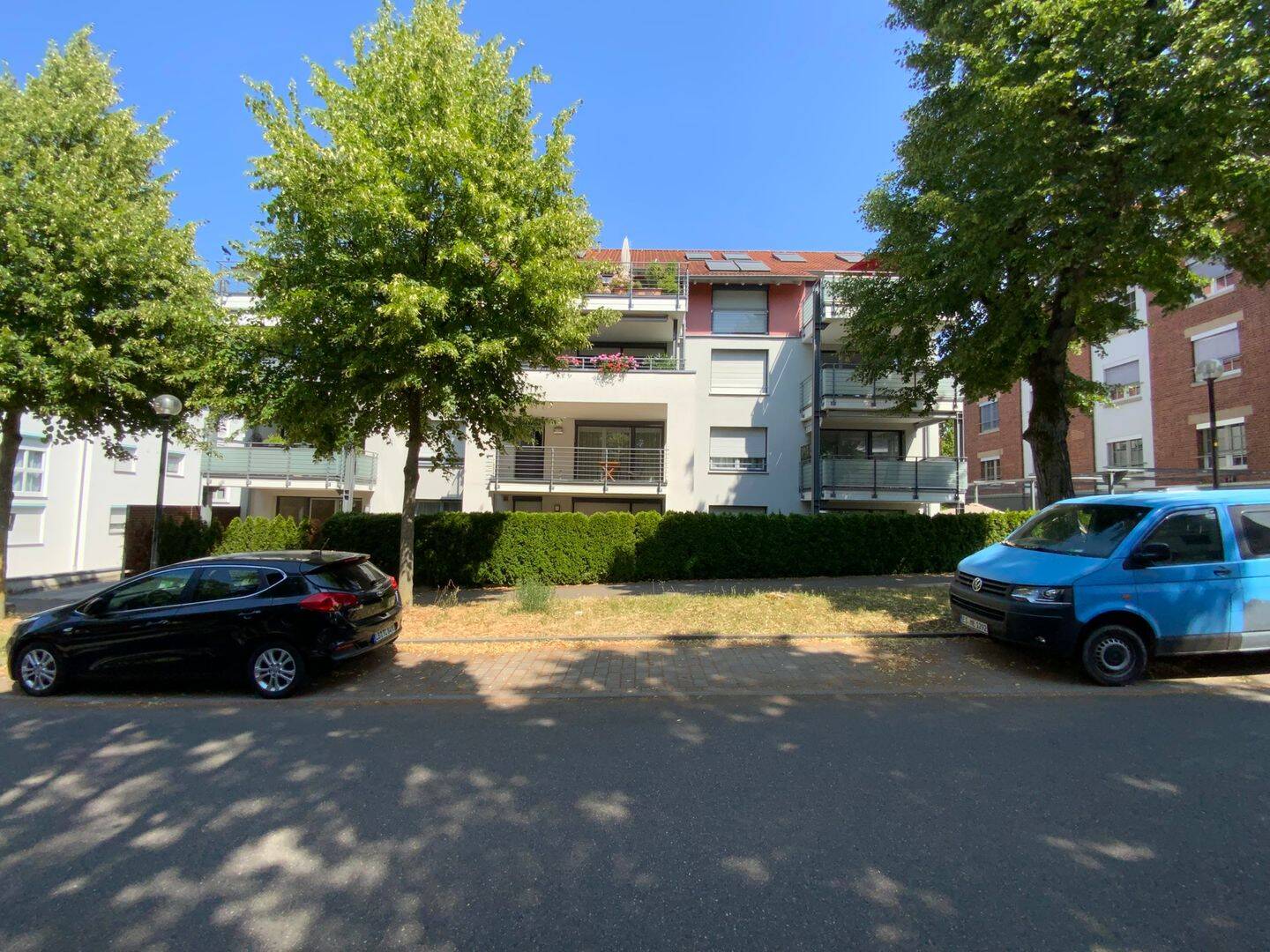 Ruhig gelegene und moderne 4-Zimmer inkl. EBK und Garage, 71638 Ludwigsburg