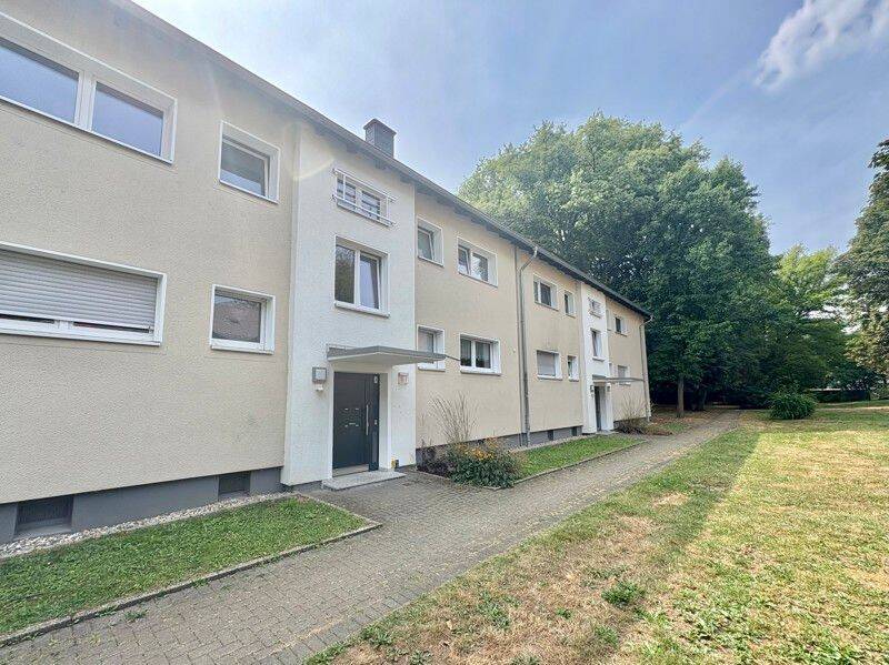 Moderne 3-Zimmer-Wohnung mit großem Balkon in Dortmund-Scharnhorst, 44328 Dortmund (Scharnhorst)
