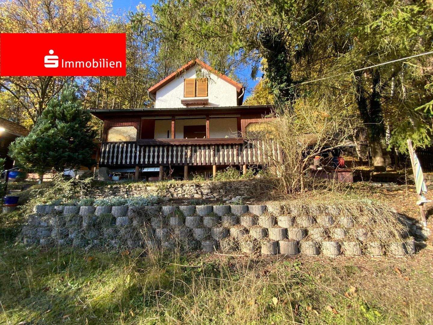 Wochenendhaus mit Blockhütte auf großem Gartengrundstück, 7407 Rudolstadt