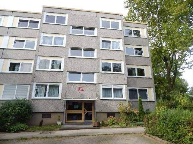 Stop! Großzügige 3,5-Zimmer-Wohnung (WBS), 44359 Dortmund