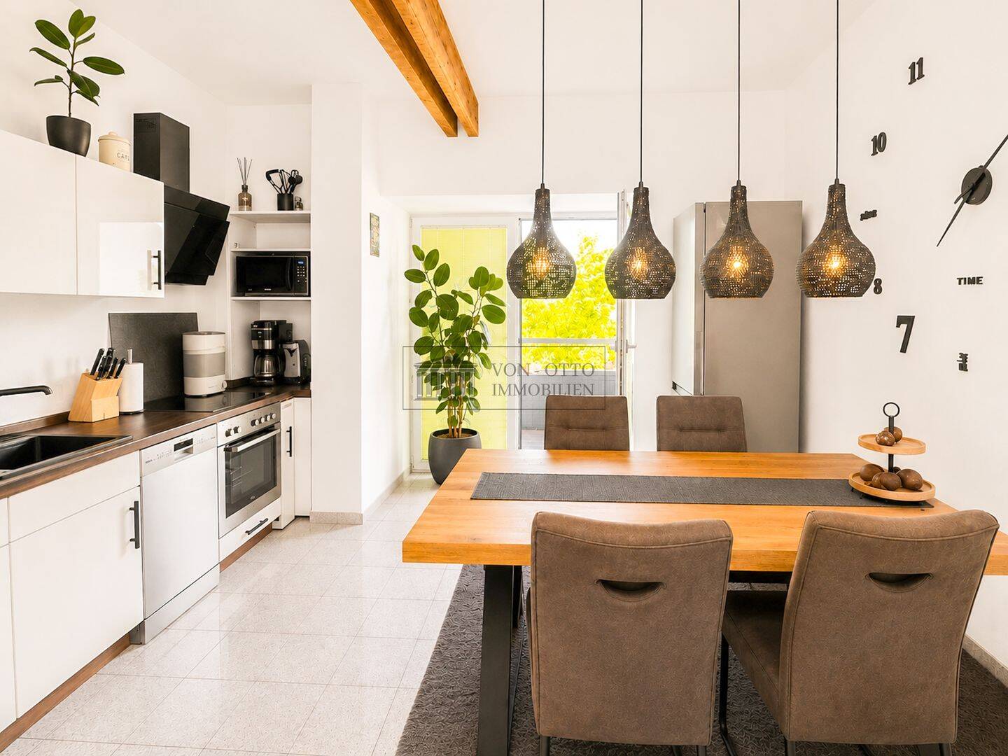 Moderne Eigentumswohnung mit großzügiger Dachterrasse und zwei Stellplätzen, 51429 Bergisch Gladbach