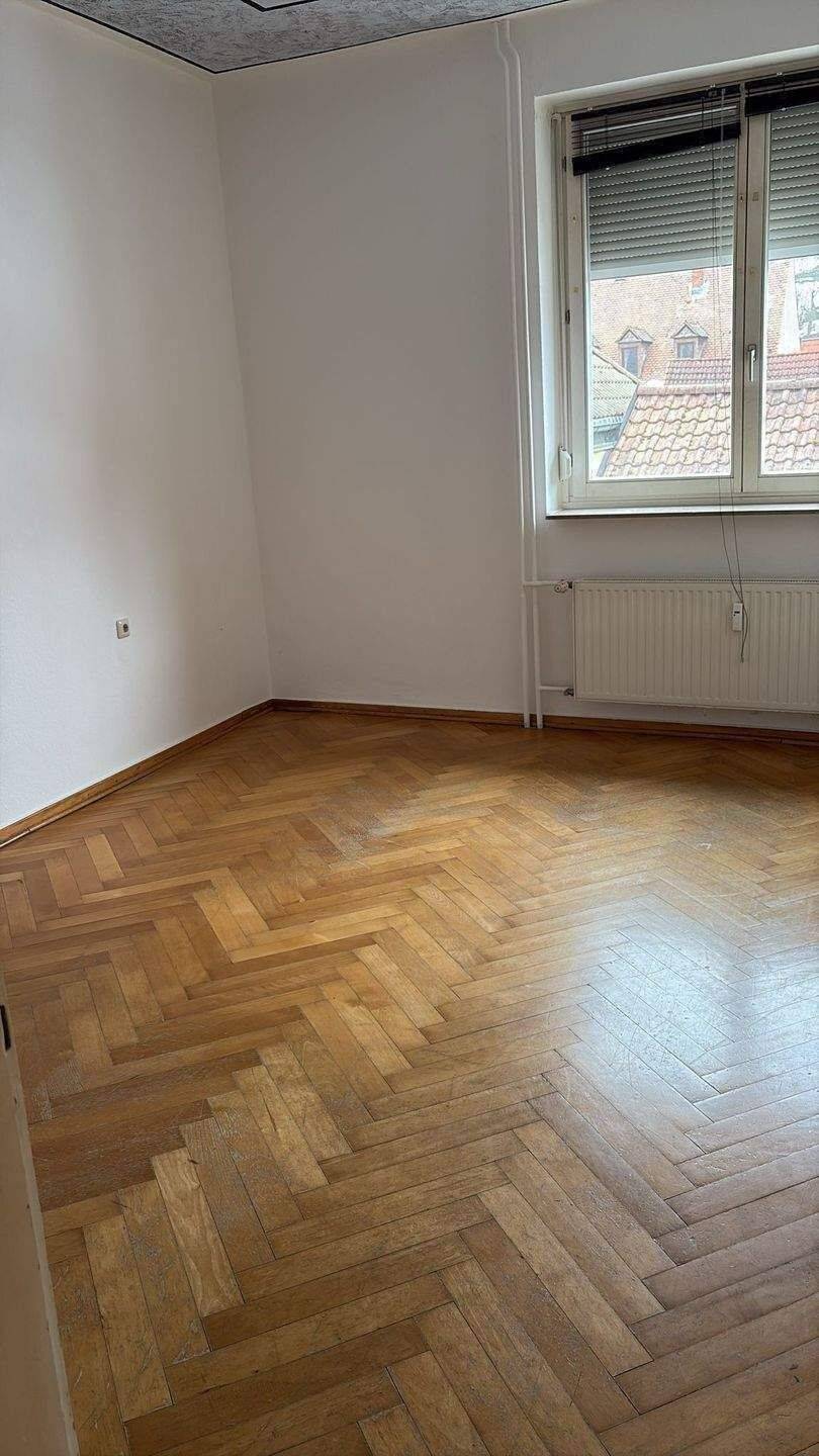 Schöne 2 Zimmerwohnung mit Einbauküche zu vermieten, 97769 Bad Brückenau