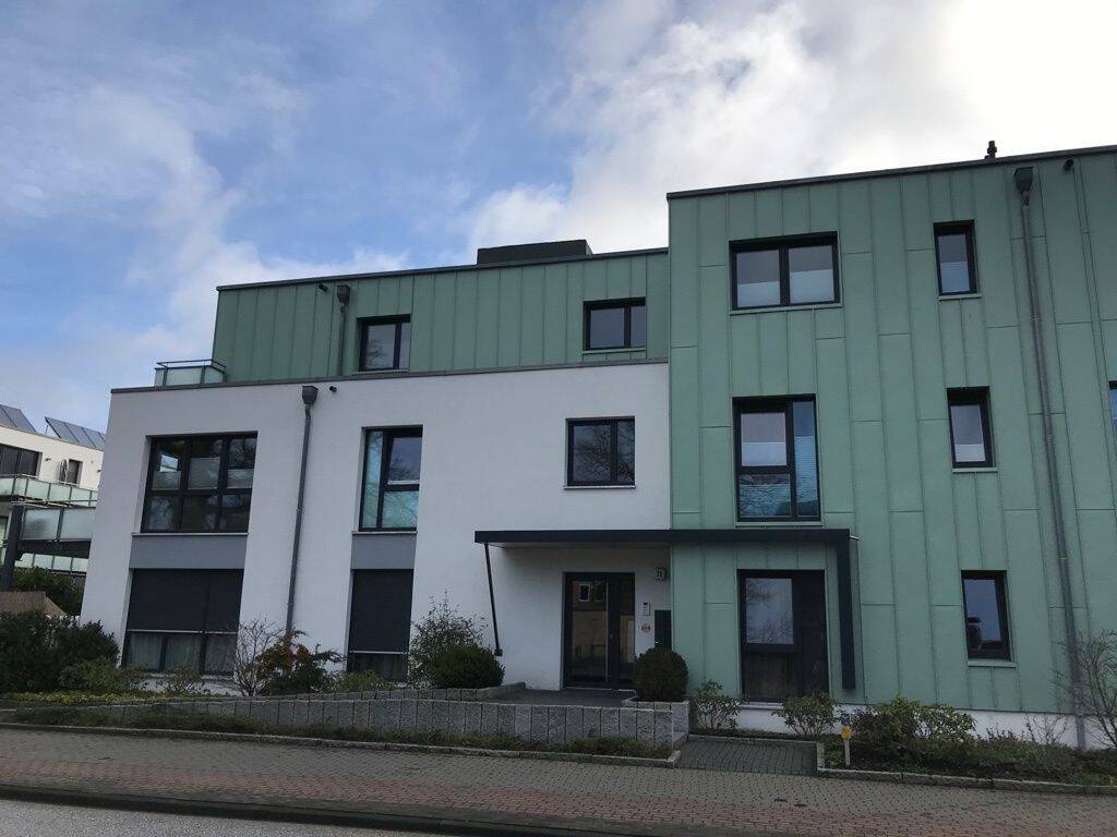 Exklusive 4-Zimmer-Penthouse-Wohnung mit Tiefgarage, 22848 Norderstedt