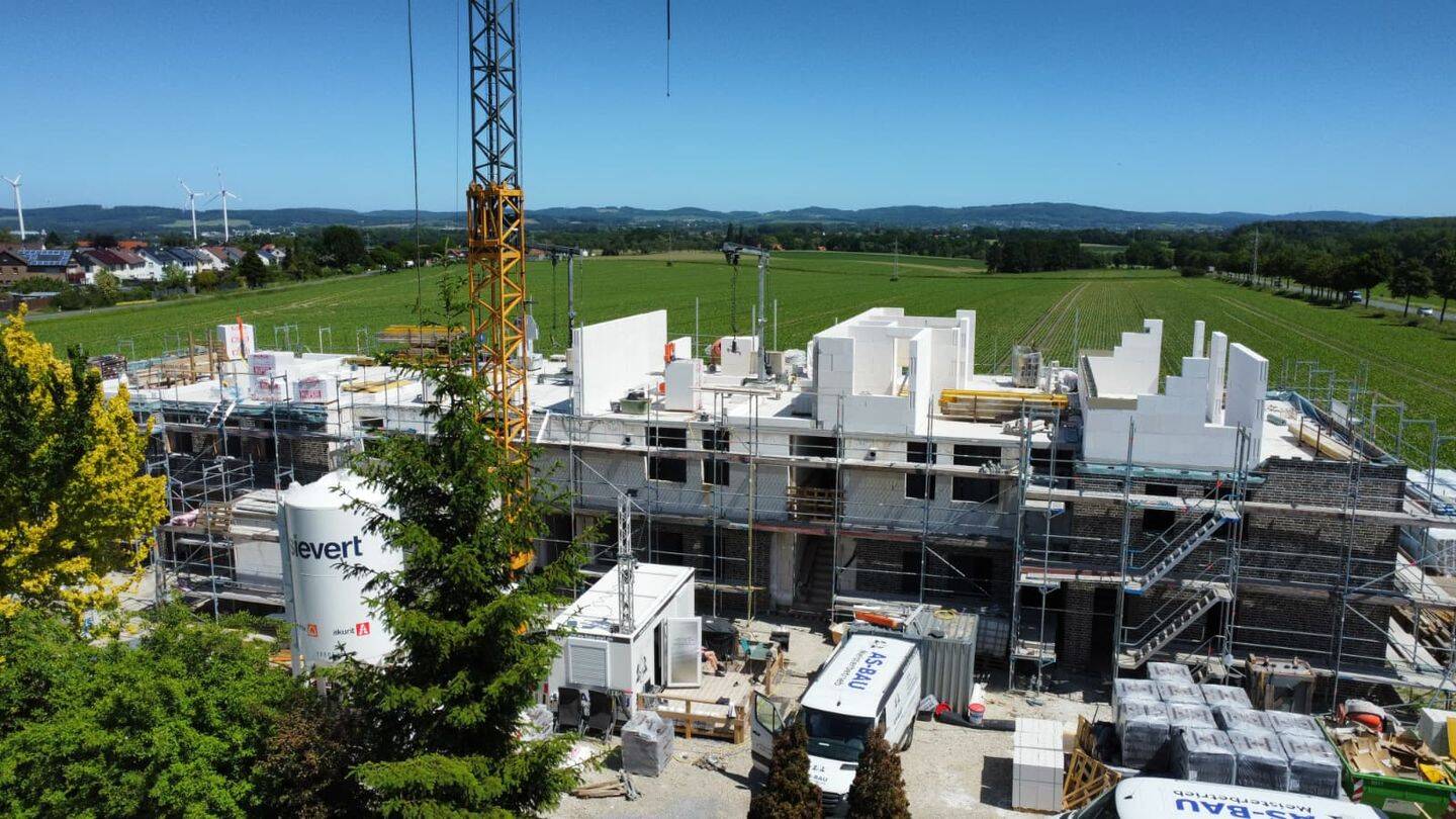 KFW 40 Neubauwohnung mit Panoramaausblick, 32791 Lage
