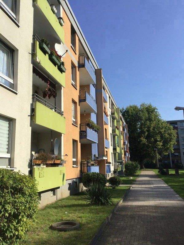 Flotte 3-Zimmer-Wohnung mit 2 Balkonen!, 45279 Essen (Freisenbruch Horst)