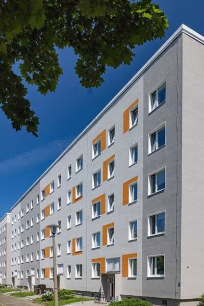 Tolle 4 Zimmerwohnung mit Balkon! Ruhige Lage mit viel Grün!, 1277 Dresden
