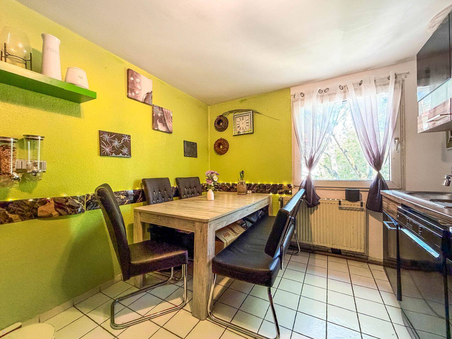 Zum Wohlfühlen: Zentrale 3,5 Zimmer in Bochum, 44789 Bochum (Altenbochum Ehrenfeld Innenstadt Weitmar Wiemelhausen)