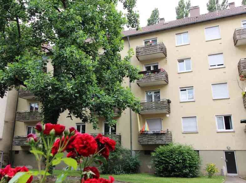 Wohnen in Durlach: modernisierte 2-Zimmer mit Balkon, 3. OG ohne Aufzug, 76227 Karlsruhe (Durlach Hohenwettersbach Stupferich)