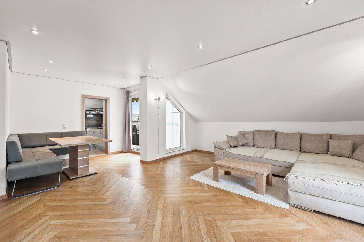 #KOMINOS IMMOBILIEN# Eigentumswohnung mit Balkon in Ennest, 57439 Attendorn