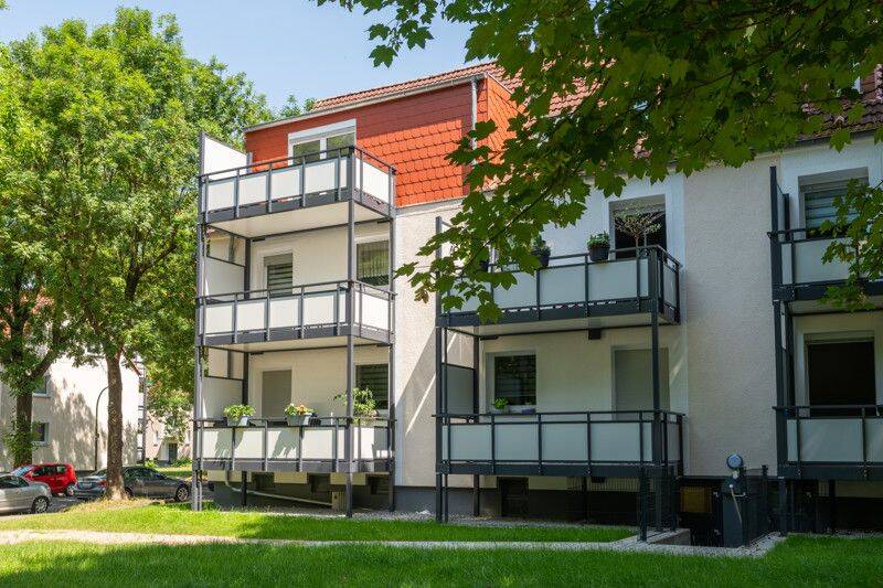 TOP renovierte 2-Zimmer Dachgeschosswohnung, 44357 Dortmund (Bodelschwingh Nette Oestrich Westerfilde)