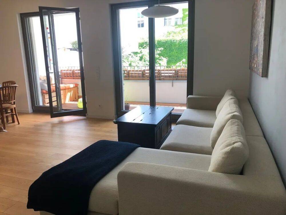 Lichtdurchflutete 4-Zimmer-Wohnung mit Balkon und Loggia im Herzen vom Prenzlauer Berg