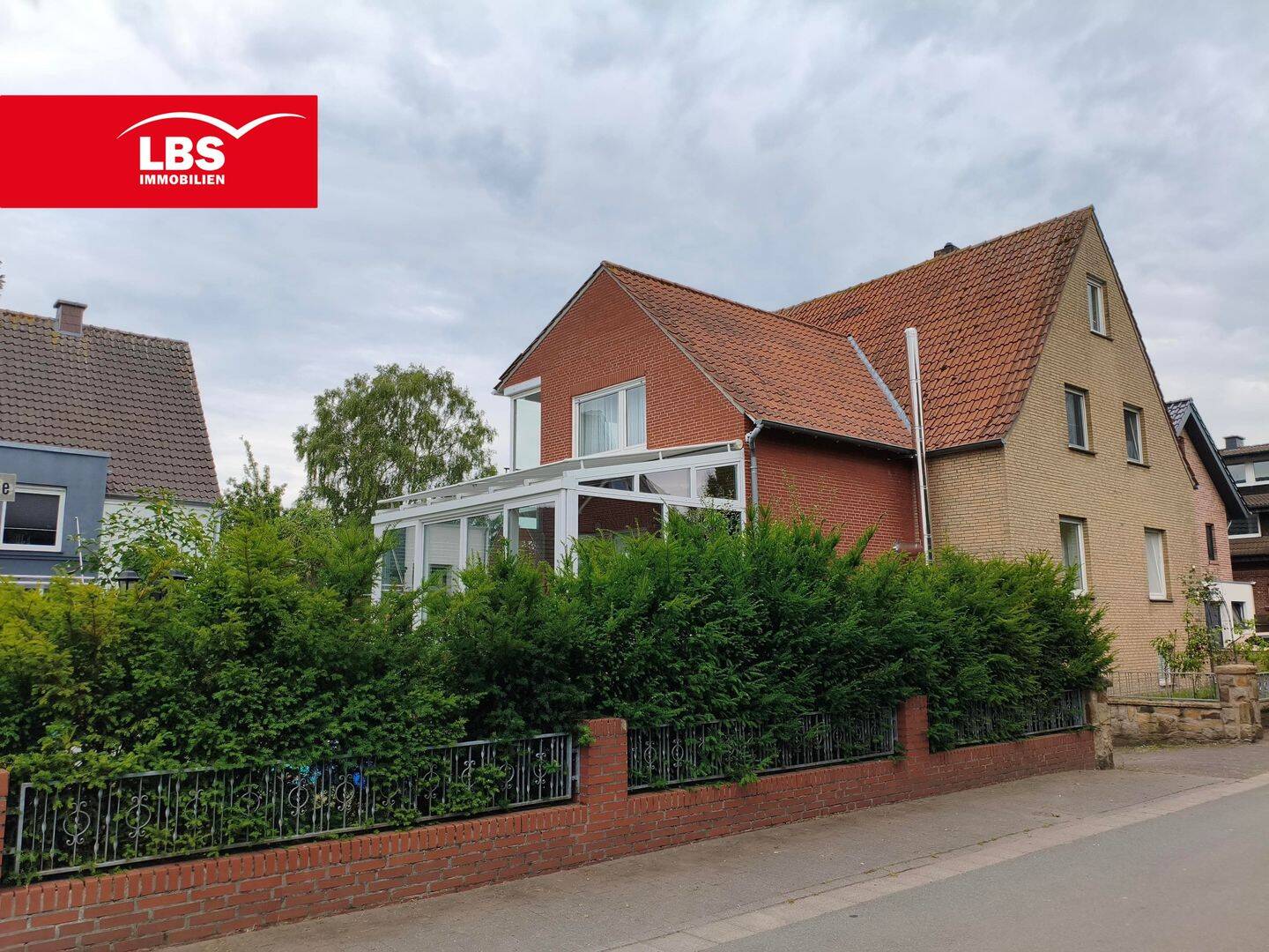 Einziehen & Wohlfühlen – kernsaniertes Tophaus in Borghorst, 48565 Steinfurt