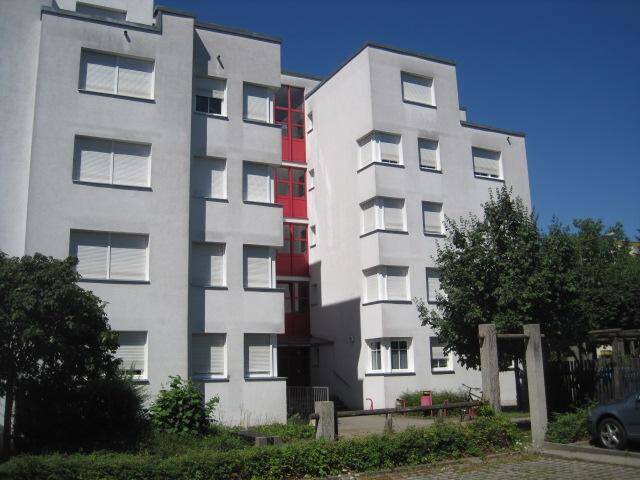 Für Sie renoviert! Neustart in Ihrer 4-Zimmer-Erdgeschoß-Wohnung mit Balkon, 90425 Nürnberg