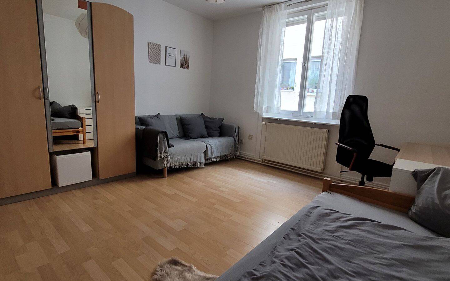 möbliertes WG Zimmer Stuttgart West für Wohnen auf Zeit ab 1 Monat, 70193 Stuttgart (Nord West)