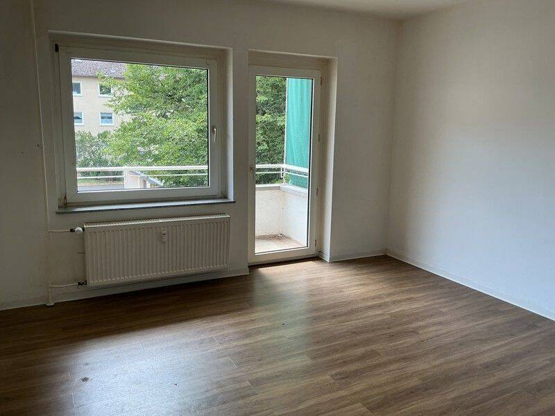 ?Schöne 3-Zimmer-Wohnung mit Tageslichtbad und Balkon in Hanau-Großauheim zu vermieten, 63457 Hanau