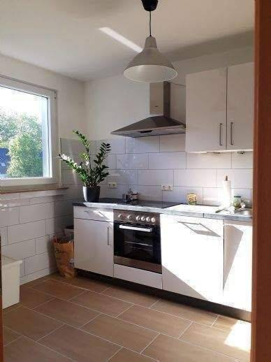 GEMÜTLICHE MAISONETTE mit SONNENBALKON in WANHEIMERORT, 47055 Duisburg (Neudorf-Süd Wanheim-Angerhausen Wanheimerort)