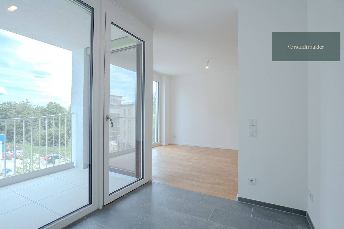Neubau Erstbezug: Ideal geschnittene 3-Zimmer-Wohnung mit Balkon, 81673 München (Berg am Laim)