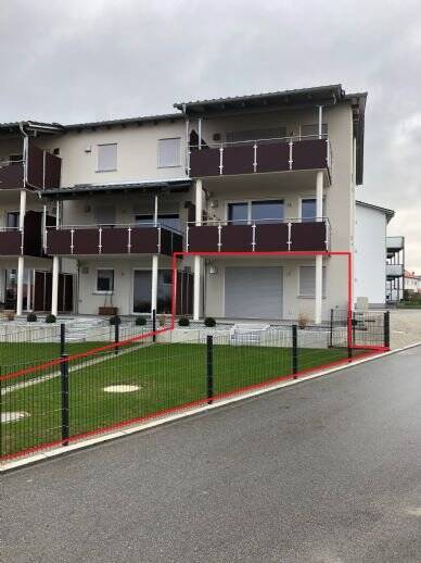 Helle und moderne 2-Zimmer-Wohnung mit Terrasse und Garten, 84144 Geisenhausen