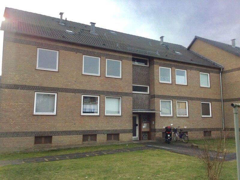 Familienfreundliche 4-Zimmer-Wohnung wartet auf neue Bewohner, 30823 Garbsen