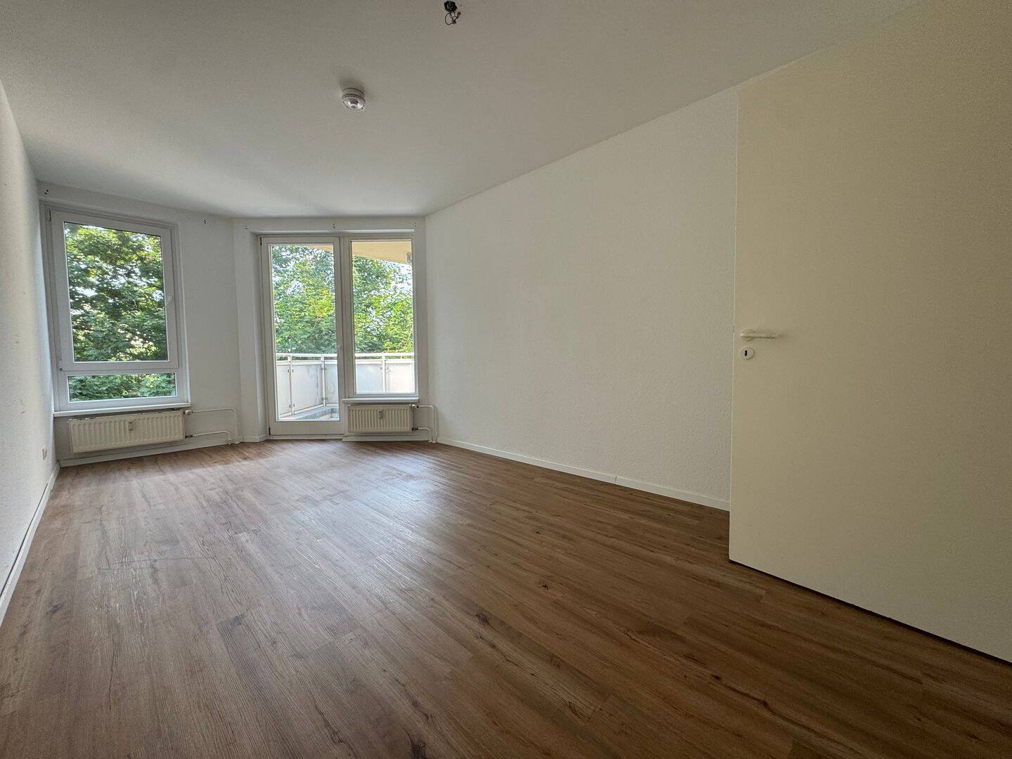 Gelegenheit: Gut geschnittene 3-Zimmer-Wohnung mit Balkon in gepflegter Wohnanlage!
