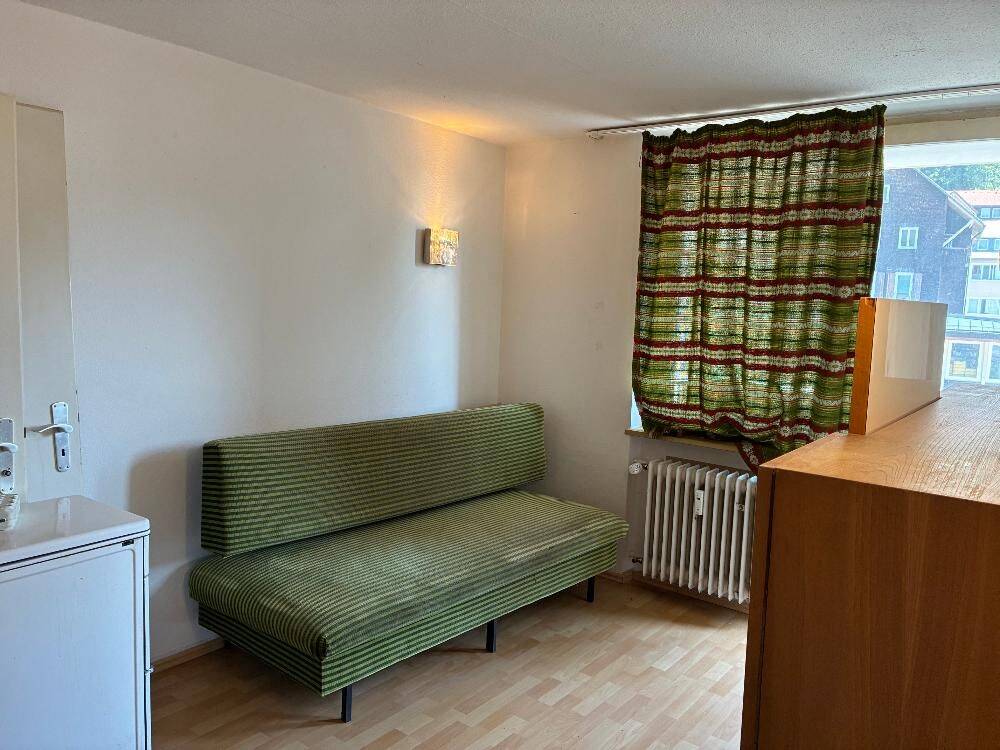 Klein, zentral und mit Potenzial – 1-Zimmer-Appartement mit Balkon in St. Blasien, 79837 St. Blasien (Sankt Blasien)