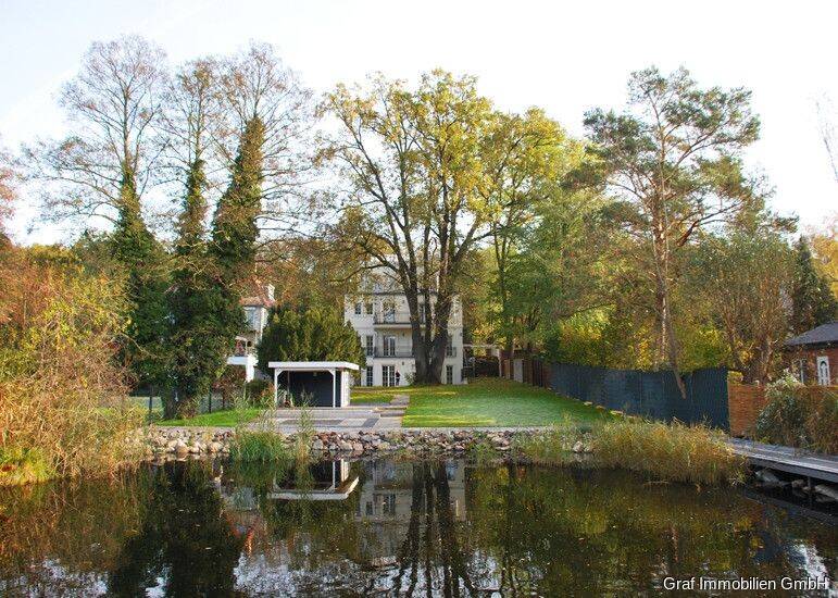 TOP 3 Zimmer Wohnung direkt am Wasser inkl. PWK Stellplatz und Bootssteg am Hubertussee, 12589 Berlin (Treptow-Köpenick Hessenwinkel Rahnsdorf Wilhelmshagen)