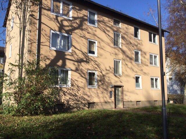 Schöner Wohnen in dieser interessanten 3-Zimmer-Wohnung mit Balkon, 34128 Kassel (Harleshausen Jungfernkopf Kirchditmold)