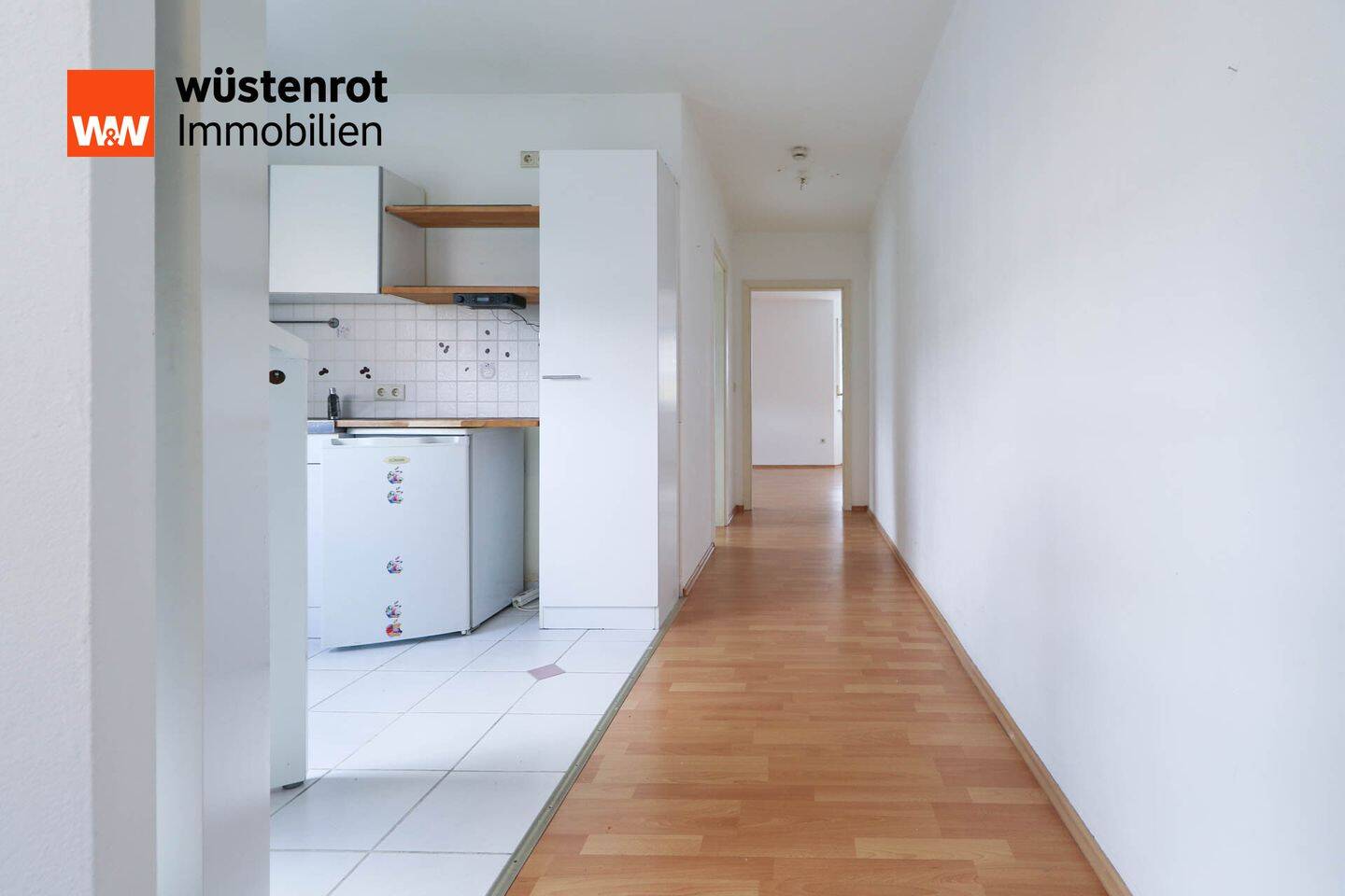 Einziehen oder Investieren – Stilvoll geschnittenes Apartment in beliebter Wohnlage von Selb., 95100 Selb