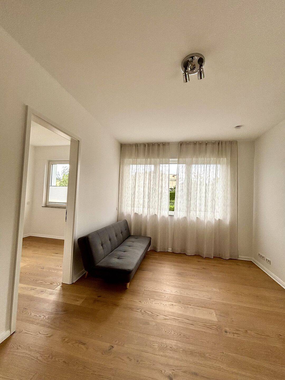 2 Zimmer Wohnung mit Terrasse und Garten, 14167 Berlin (Steglitz-Zehlendorf Kolonie Abendruh Kolonie Sonnenschein Lichterfelde Zehlendorf)