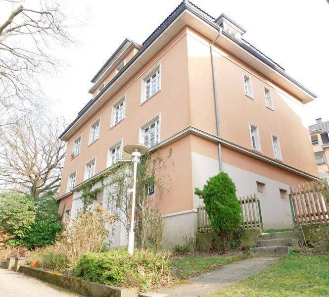 Frisch renovierte 2-Zi.-Whg. mit hübschen Dielen und kleiner Loggia im Zooviertel, 42117 Wuppertal (Elberfeld)