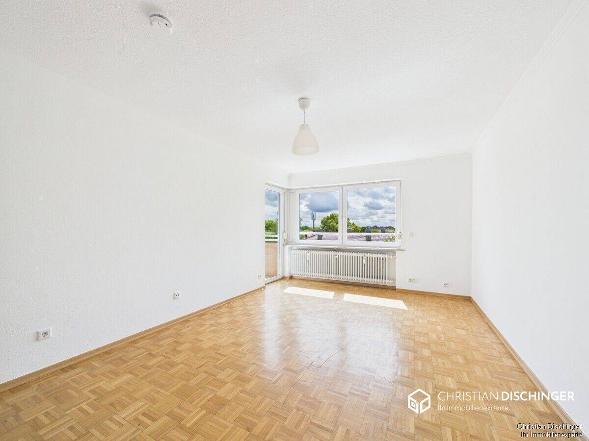 Viel Platz zum Wohnen – 4-Zimmer-Wohnung mit Balkon und Aufzug
