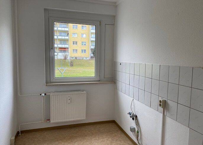 Bezugsfertig ab Oktober: 2-Raum-Wohnung mit Balkon, 39387 Oschersleben (Bode)