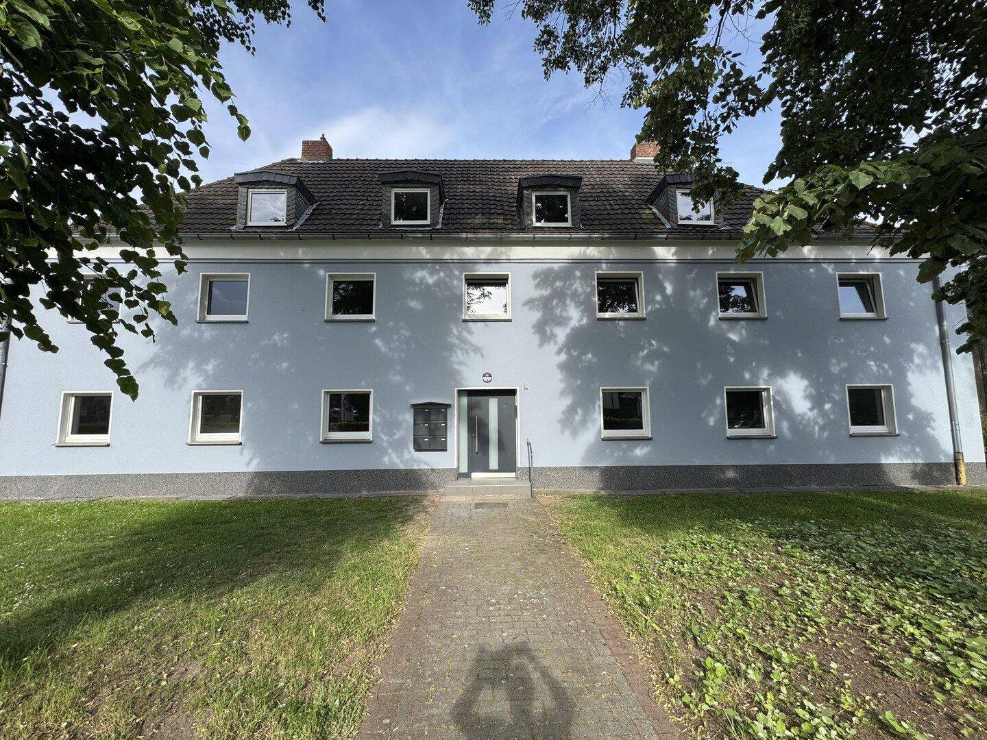 Renovierte 3,5 Zimmer EG Wohnung mit Garten, 47443 Moers