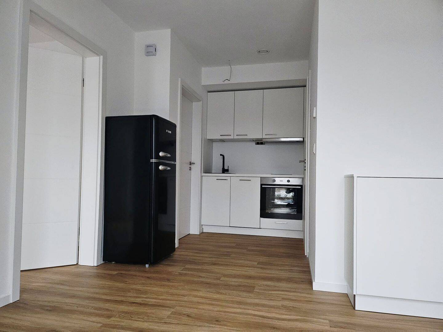 Premiumwohnen im Soester Westen vollmöbliert mit Küche, eigenem Garten, 2 Stellplätzen und Wallbox, 59494 Soest