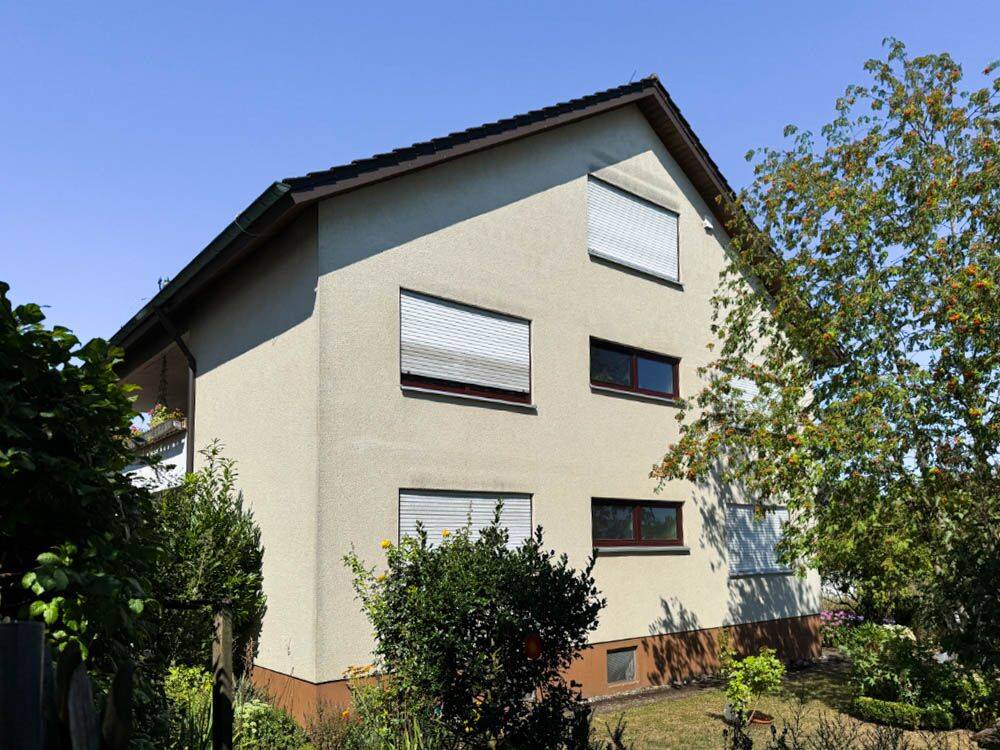 Beimerstetten hübsch modernisierte 3-Zi.-Wohnung im DG in ruhiger Lage mit EBK und Garage, 89179 Beimerstetten