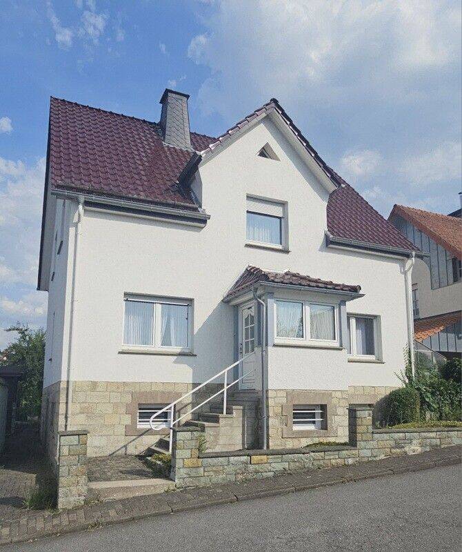 Gepflegtes Wohnhaus im Warsteiner Ortsteil Sichtigvor, 59581 Warstein