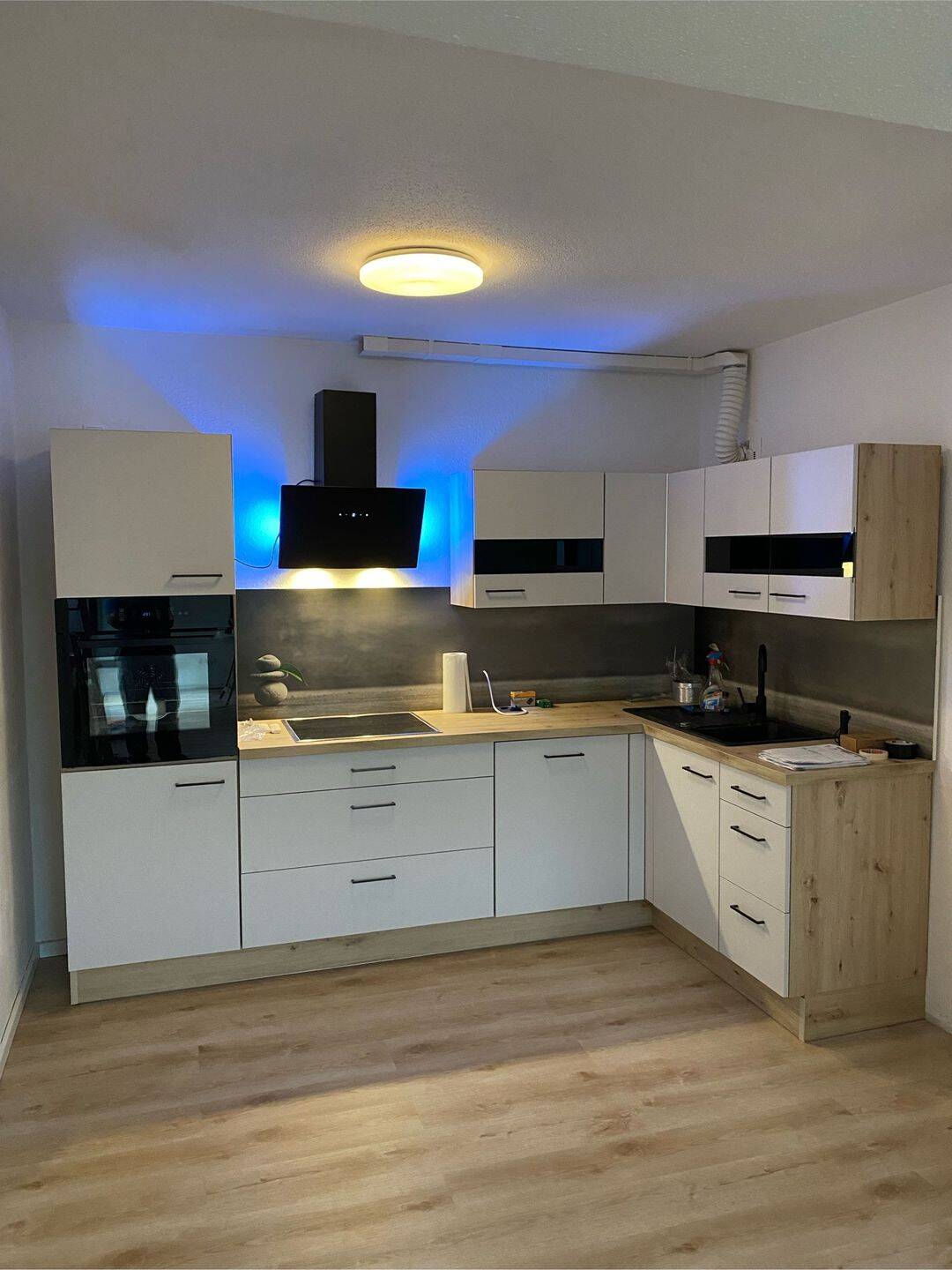 1-Zimmer-Single-Apartment mit großer Sonnenterrasse in Remagen, 53424 Remagen