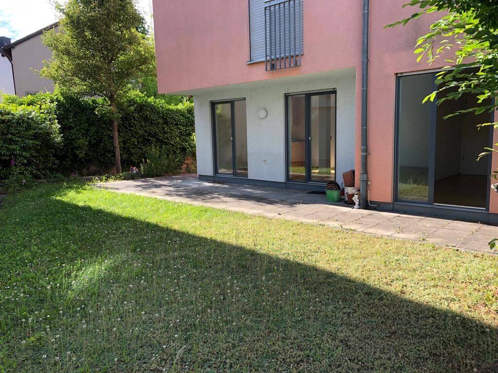 Hochwertige 3 Zimmer Wohnung am Niddapark mit Garten, 60488 Frankfurt am Main (Hausen Praunheim Rödelheim)
