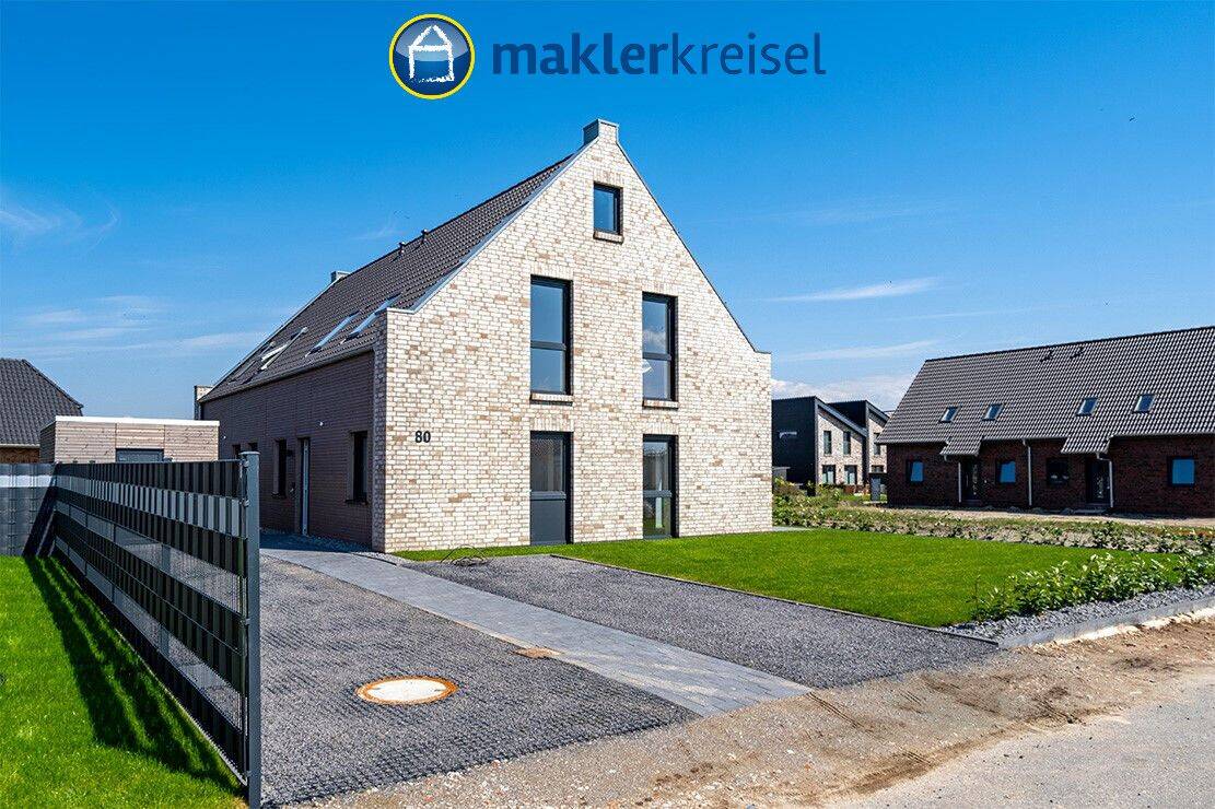 Nordseeküste: Modener Doppelhaushälfte „Am Wangermeer“, 26434 Wangerland