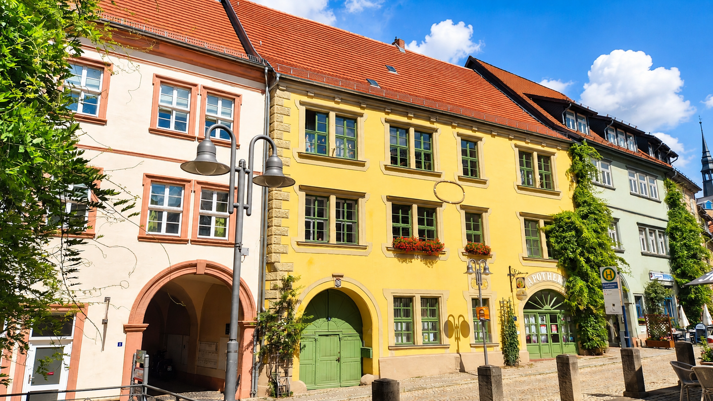 Charmante 3-Zimmerwohnung im historischen Ensemble am Kornmarkt, 6526 Sangerhausen