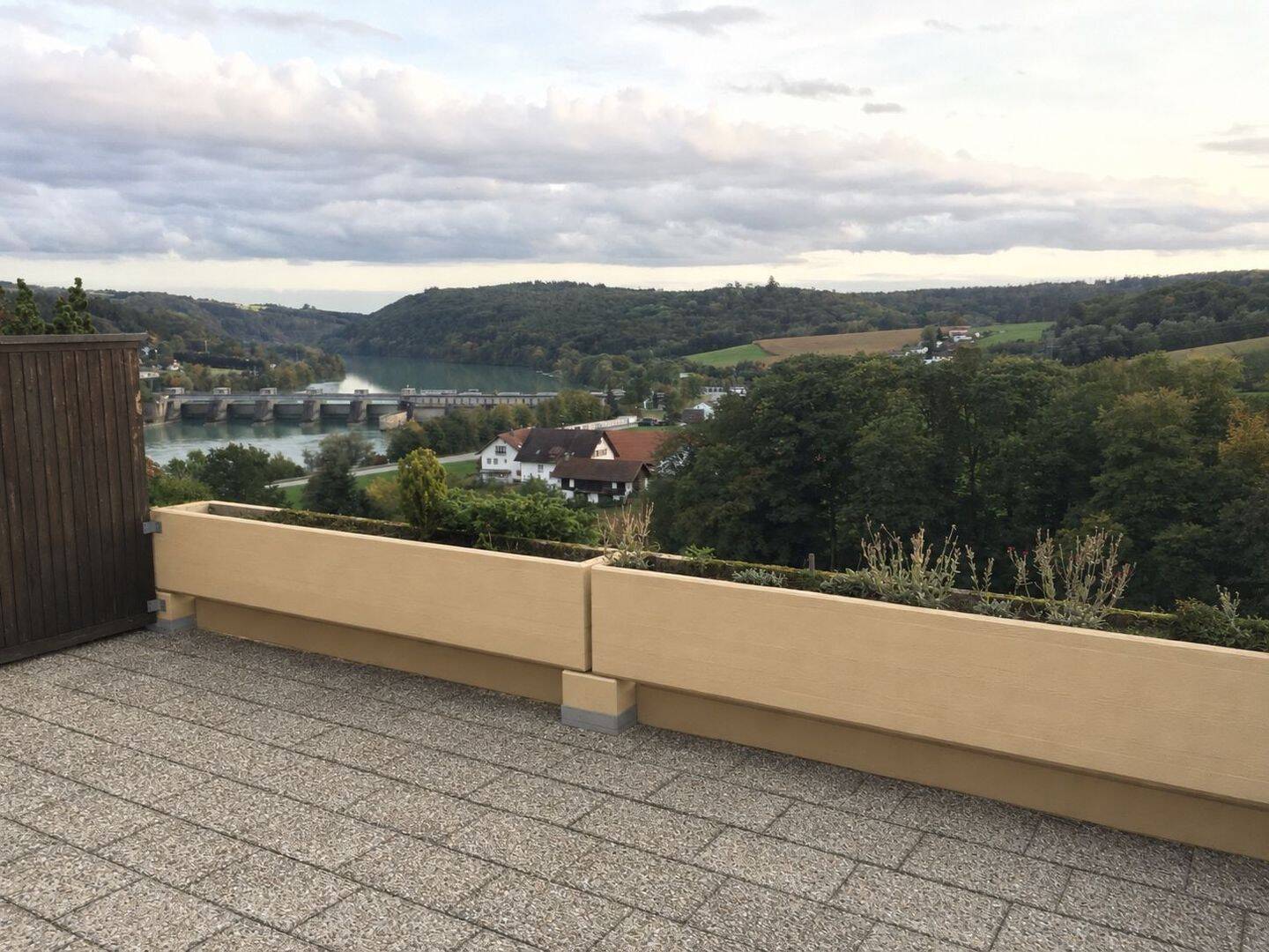 Großzügige Terrassenwohnung auf oberster Ebene mit großer Südterrasse – Passau Haidenhof-Süd, 94036 Passau (Abraham Haidenhof-Nord Haidenhof-Süd Heining Kohlbruck)