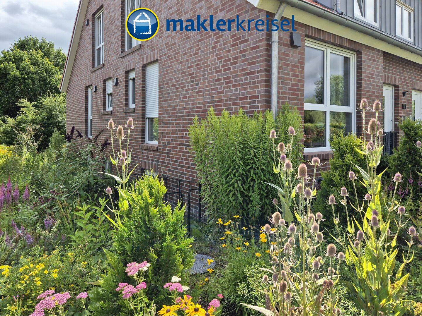 Junge Wohnung mit Balkon und Garage, 26427 Esens
