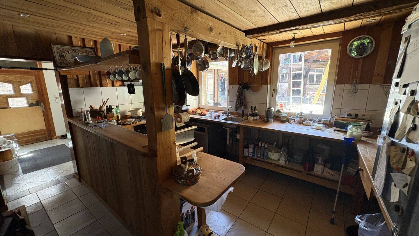 Natur, Freiraum und Möglichkeiten – Großzügiger Bauernhof mit Waldfläche und PV-Anlage, 7426 Königsee (Oberhain)
