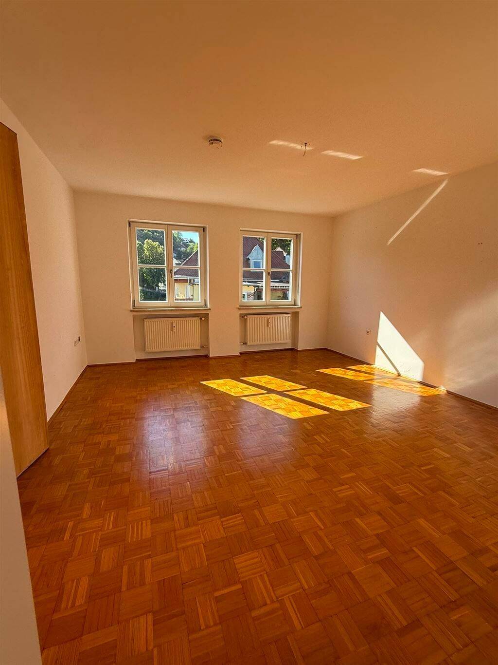 Wohnen mit Inn-Blick: Großzügige 4 Zimmer und kurze Wege in die Passauer Innenstadt, 94032 Passau (Altstadt Haidenhof-Nord Haidenhof-Süd Innstadt)