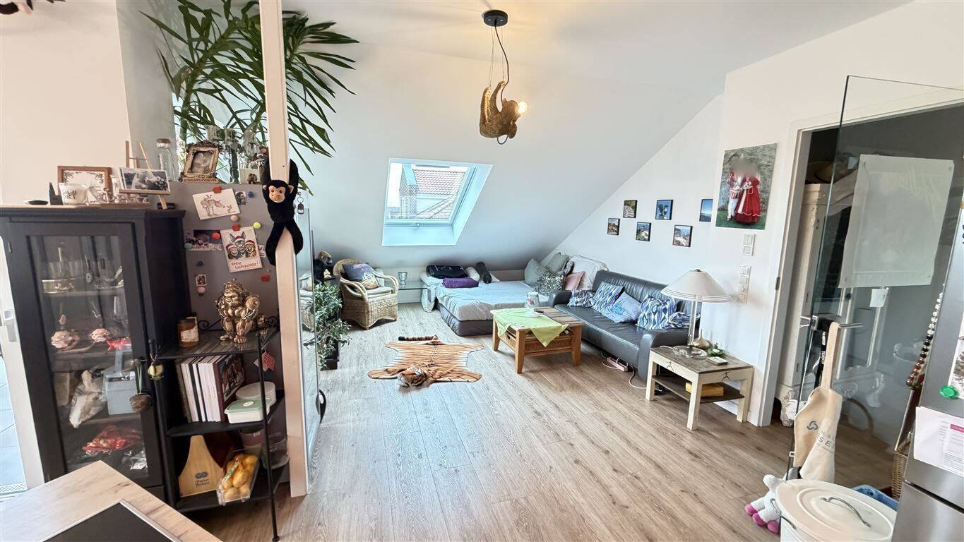 Noch zentraler ist nur die Kirche –  3-Zimmer-Wohnung im DG mit Dachterrasse, 46414 Rhede
