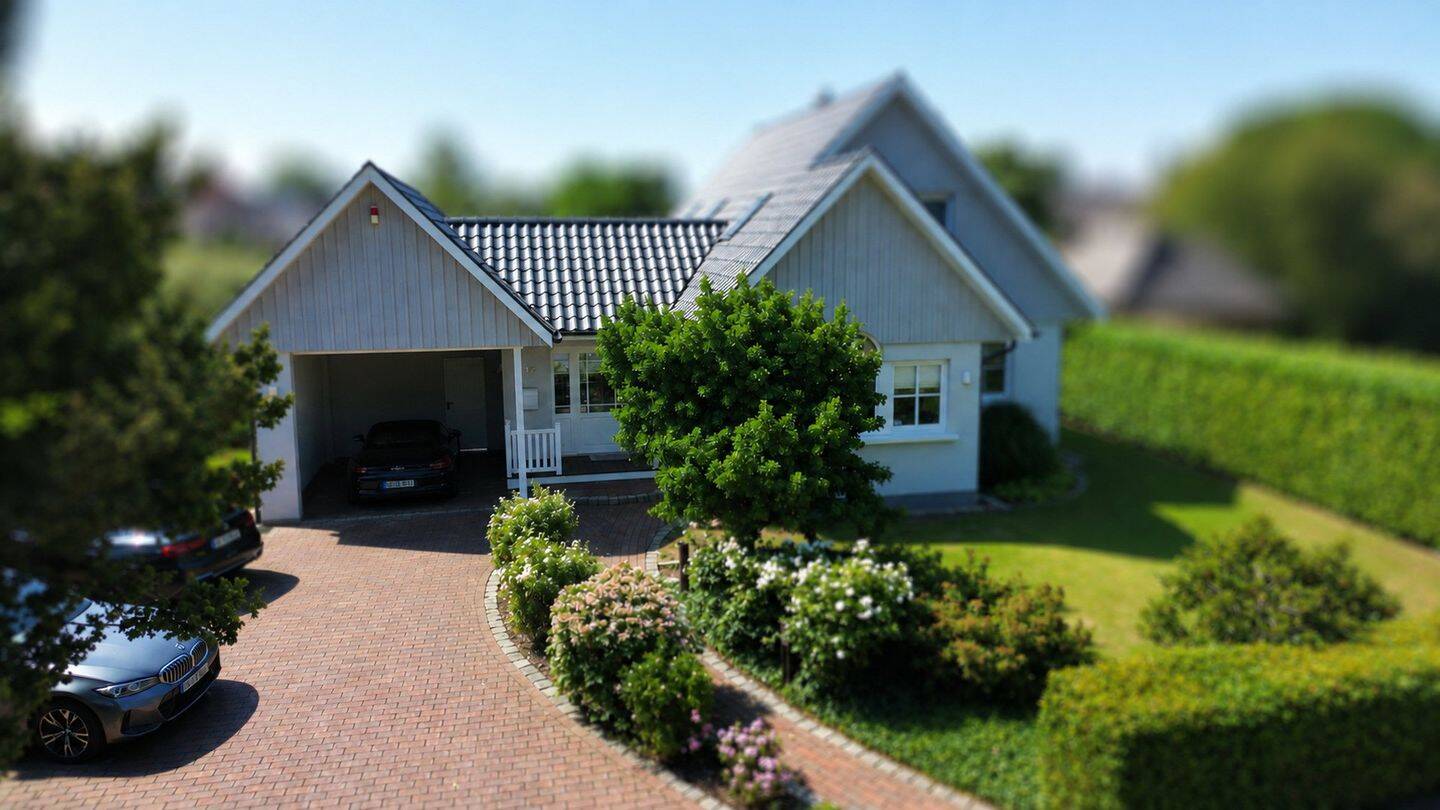 Hochwertiges Einfamilienhaus in bester Ortskernlage von Grasberg, 28879 Grasberg