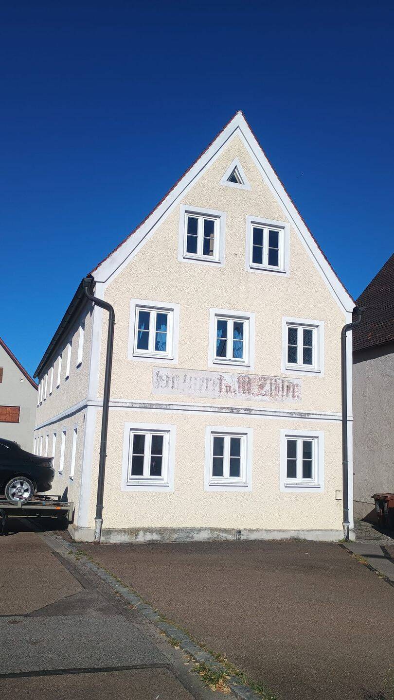 Moderne und komplett renovierte 2-Zimmer-Wohnung in Pförring, 85104 Pförring