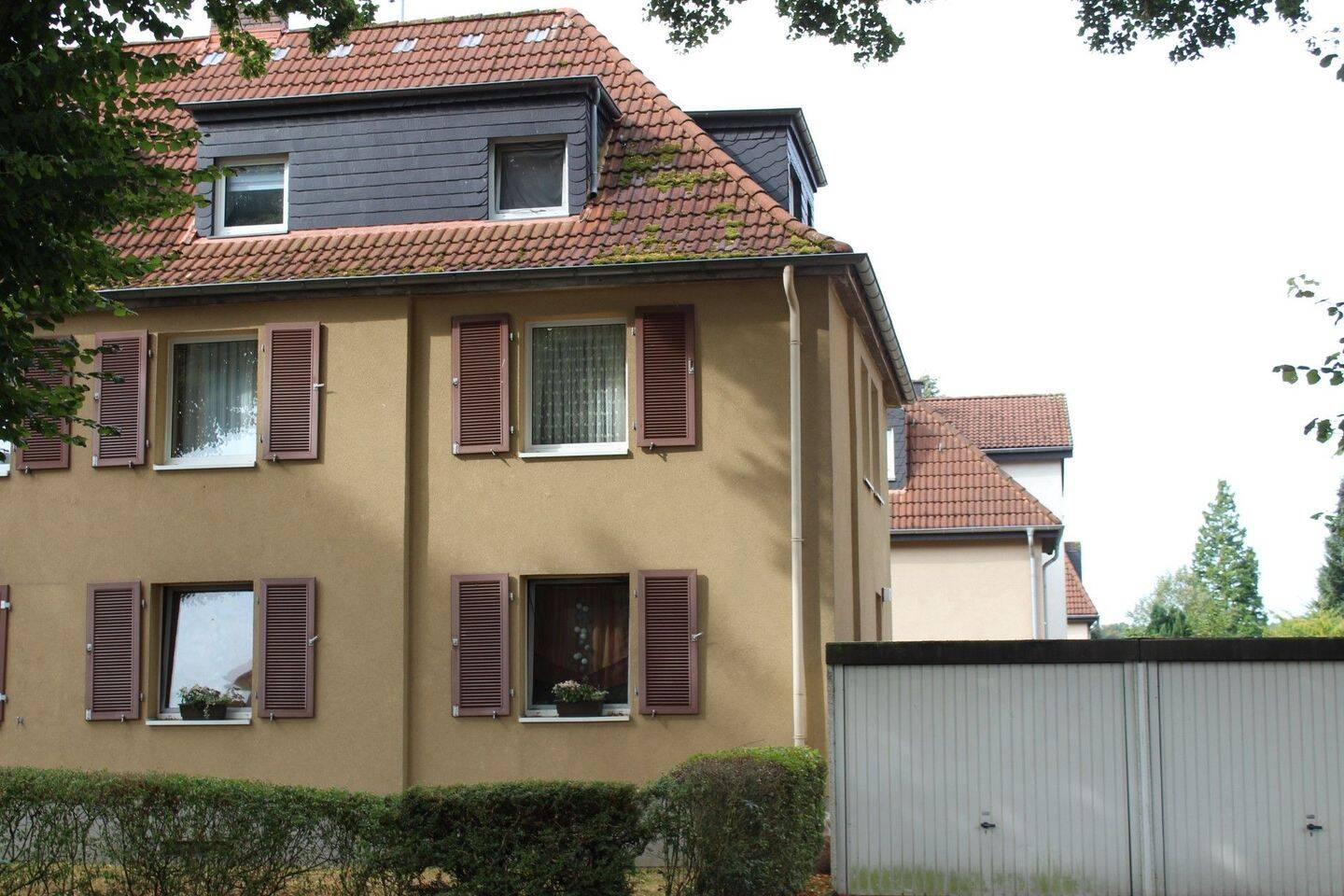 Preisgünstige *Single* Dachgeschoss-Wohnung in Lev.- Schlebusch, 51375 Leverkusen (Schlebusch)